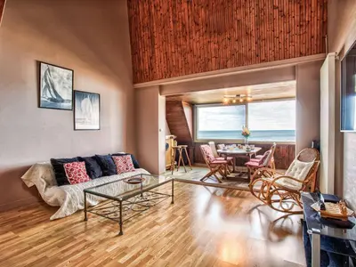 Plan de l'établissement Appartement en duplex avec piscine chauffée, idéal pour 6 personnes - FR-1-788-61