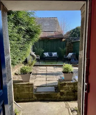 Jardin de l'établissement House in award-winning village