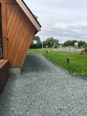 Jardin de l'établissement chalet atypique proche Portbail Denneville