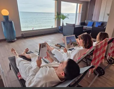 Clients de l'établissement L'appart Lutin du bord de mer