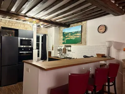 Cuisine ou kitchenette dans l'établissement Centre Caen super duplex, wifi, 5 pers avec Vayny