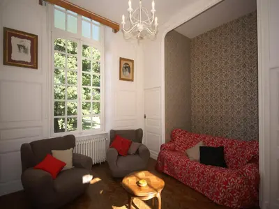 Coin salon dans l'établissement 18th-Century Normandy Stay