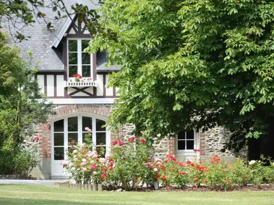 Jardin de l'établissement Le Clos des Pommiers gîte