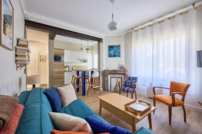 Cuisine ou kitchenette dans l'établissement Landemer - A 700 m de la plage