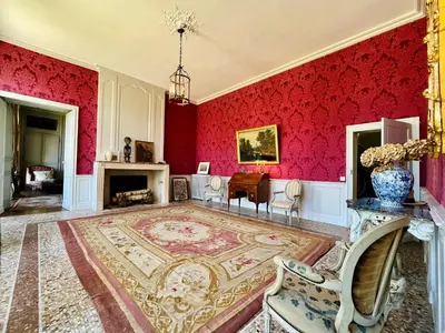 Coin salon dans l'établissement Chateau de Gourmont Dream Stay in a Norman Castle
