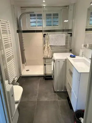 Salle de bains dans l'établissement Appartement à 2 pas de la mer et du casino