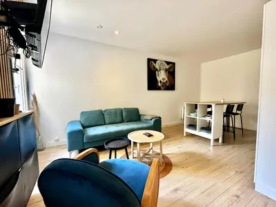 Coin salon dans l'établissement La maison de Joséphine, à 200m de la plage