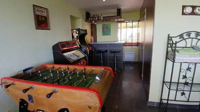 Salle de jeux dans l'établissement natura