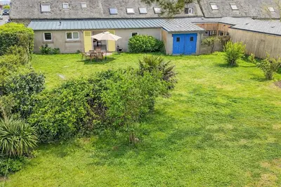 Jardin de l'établissement La Bisquine - Maison 3 chambres - Jardin clos