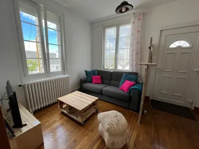 Coin salon dans l'établissement Maison 6-8 personnes, vélos inclus, à 5 min de la gare