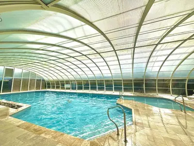 Piscine de l'établissement Hébergement bord de mer MERVILLE FRANCEVILLE ou située à proximité
