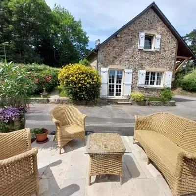 Escapade nature à deux dans un gîte cosy bordé d'un parc arboré