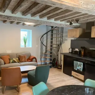 Maisonnette de charme - Piscine intérieure privée chauffée en option