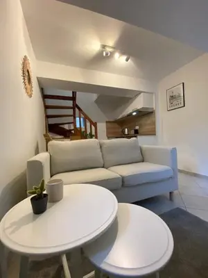 Coin salon dans l'établissement Petite maison indépendante à 7mn de la plage