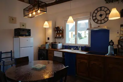 Cuisine ou kitchenette dans l'établissement Saphir Baie Mont Saint Michel