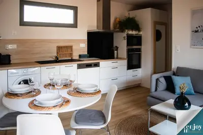 Cuisine ou kitchenette dans l'établissement Maison Elise