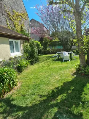 Jardin de l'établissement Logement à 100m de la mer