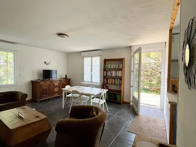Télévision ou salle de divertissement dans l'établissement Le Grand Air