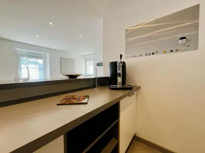 Cuisine ou kitchenette dans l'établissement Le Gite de la Fontaine - Spacious house