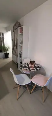 Coin salon dans l'établissement Appartement Le doux Viking, balcon & parking privé proche Zénith Caen
