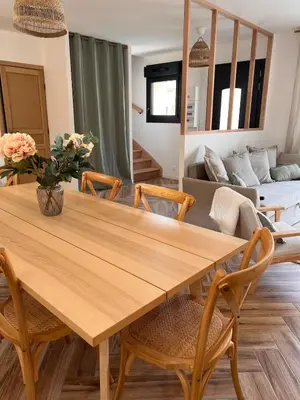 Coin salon dans l'établissement Joli gîte familial