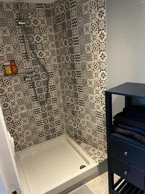 Salle de bains dans l'établissement La maison Sainte Anne