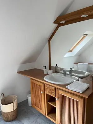 Salle de bains dans l'établissement Échappée Belle du Mont-Saint-Michel