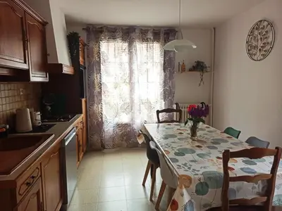 Cuisine ou kitchenette dans l'établissement Gîte Traversière