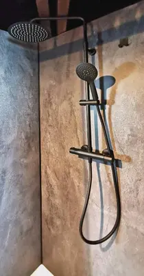 Plan de l'établissement LES CLES DES REMPARTS - Appartement privé à thème tout équipé - Atypique - Centre Saint-Lô - Gare - Haras - Parking public gratuit - Entrée autonome - Wifi - Netflix - TV XXL - Lit 160x200