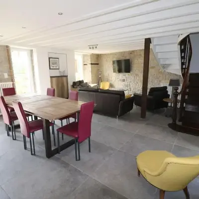 Maison 8 personnes localisée au cœur de Sainte-Marie-du-Mont