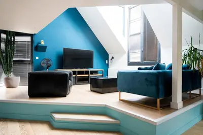Télévision ou salle de divertissement dans l'établissement Loft pour 2 au port de Caen