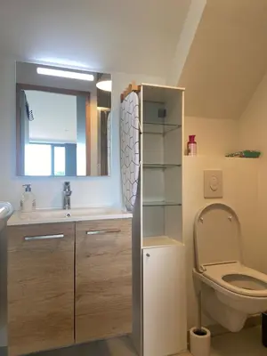 Salle de bains dans l'établissement Appartement 7 personnes, splendide vue