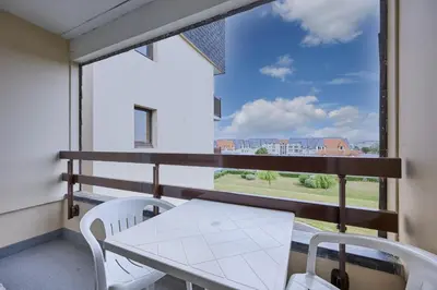 Balcon ou terrasse dans l'établissement Les Hirondelles - 800 m de la plage