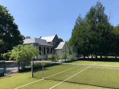 Tennis ou squash au sein de la maison de vacances ou à proximité