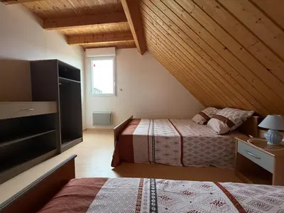 Un ou plusieurs lits dans un hébergement de l'établissement maison a 400m de la mer