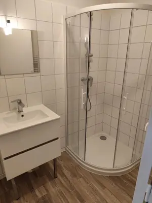 Salle de bains dans l'établissement Appartement Camélia