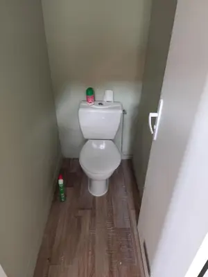 Salle de bains dans l'établissement Appartement Camélia