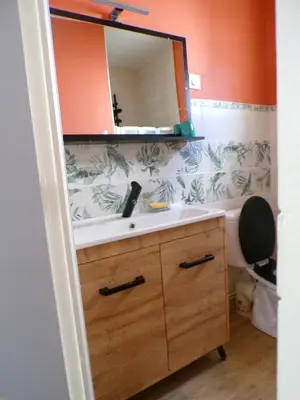 Salle de bains dans l'établissement La Villa d'Elisa
