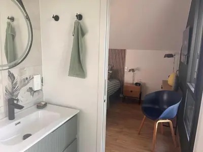 Salle de bains dans l'établissement Chambre du mont saint Michel