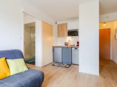 Cuisine ou kitchenette dans l'établissement Apartment Cabourg Plage-24 by Interhome