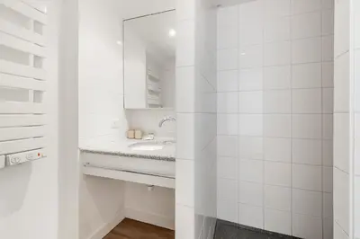 Salle de bains dans l'établissement Bord de l'eau 2 - Studio - Sea view
