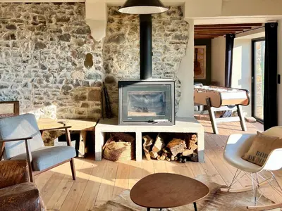 Coin salon dans l'établissement L'hôtel Callot - Longère à la campagne
