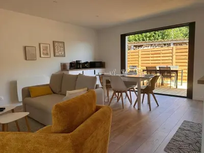 Coin salon dans l'établissement La Drôme - Gîtes du Bessin