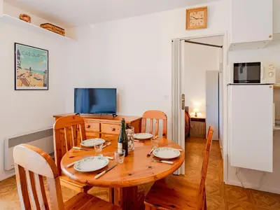 Cuisine ou kitchenette dans l'établissement Apartment Le Sporting-18 by Interhome
