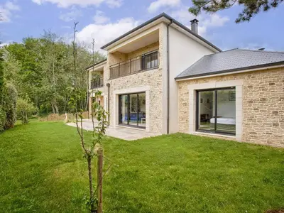 Jardin de l'établissement Maison Moderne et Spacieuse à 50m de la Plage pour 12 personnes - FR-1-788-86