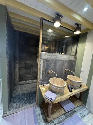 Salle de bains dans l'établissement Riva Bella Marine
