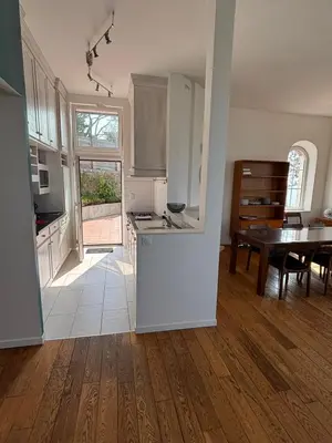 Cuisine ou kitchenette dans l'établissement Villa Waterfront View Chausey