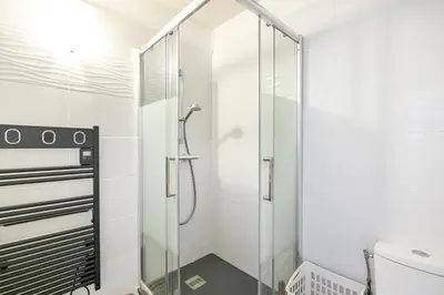 Salle de bains dans l'établissement Le Vumer - Proche Plage
