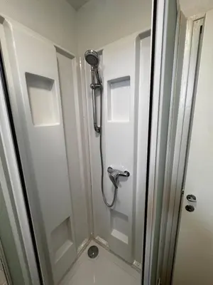 Salle de bains dans l'établissement appartement 2 chambres,1 salon avec cuisine