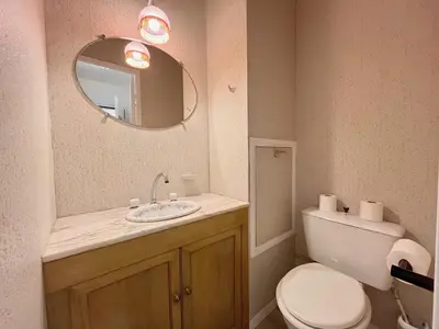 Salle de bains dans l'établissement Le Vintage Marin - Studio à 2 minutes à pied de la Plage et du Casino